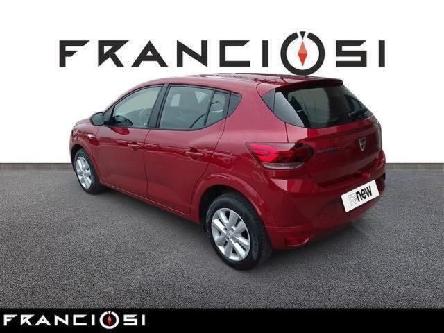Usata Dacia Sandero Comfort 101 CV (74 kW) 2021 Rosso Utilitaria