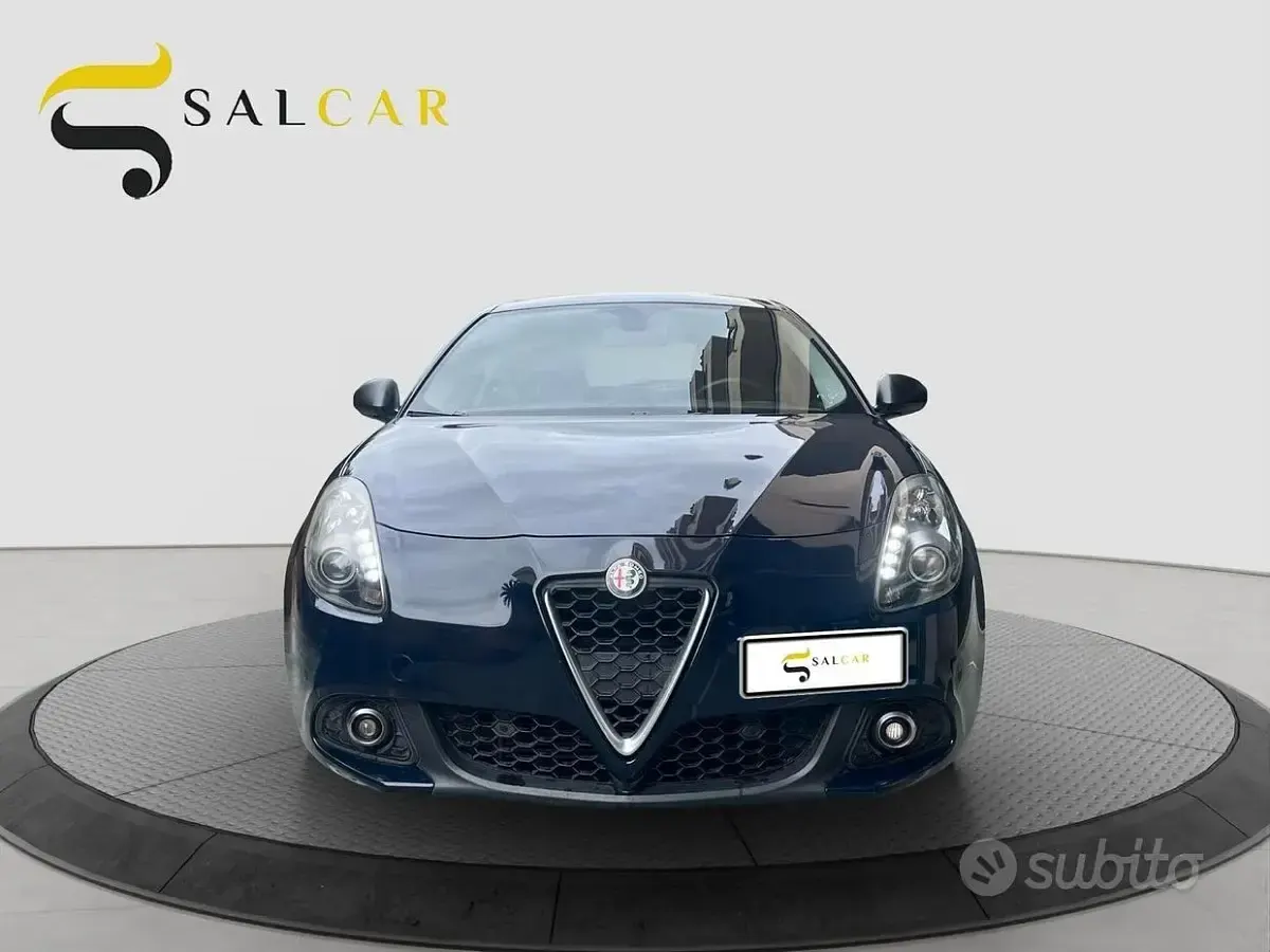 Usata Alfa Romeo Giulietta Super 120 CV (88 kW) 2018 Blu Utilitaria