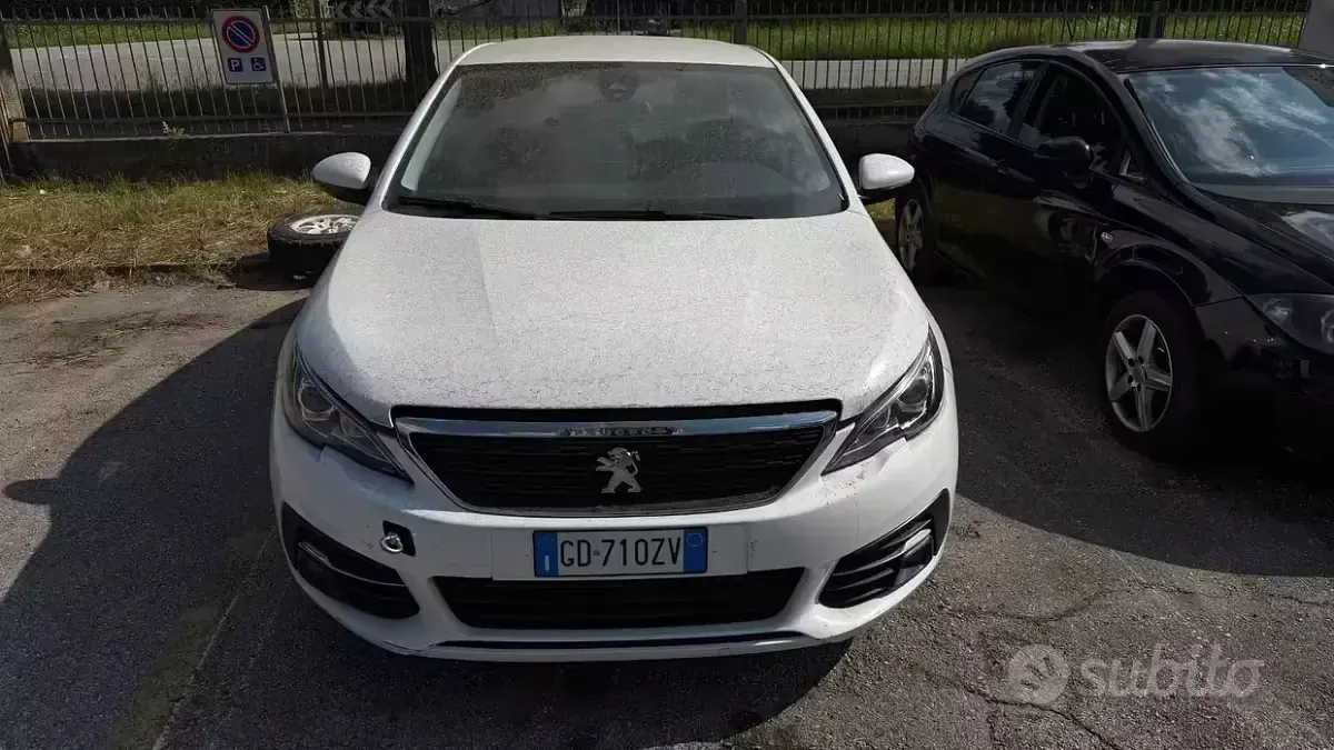 Usata Peugeot 308 Business-Line 131 CV (96 kW) 2021 Bianco Station wagon