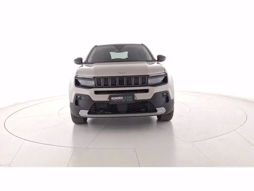 Usata Jeep Avenger Summit 101 CV (74 kW) 2025 Beige SUV