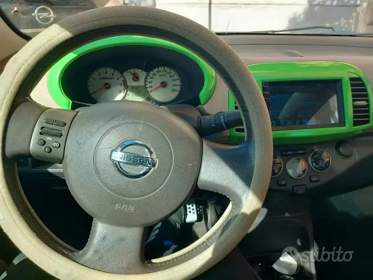 Usata Nissan Micra 82 CV (60 kW) 2009 Verde Cabrio