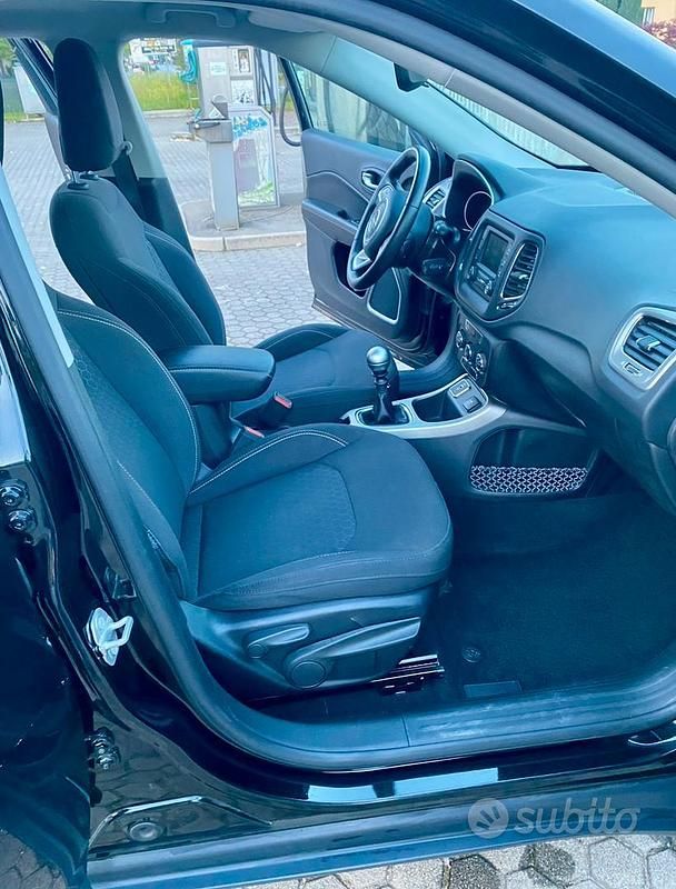 Nero Usata 2019 Jeep Compass Sport SUV | 14.000 € (Super prezzo) - Immagine 1/4