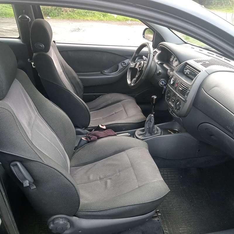 Usata Fiat Bravo 105 CV (77 kW) 2000 Nero Utilitaria