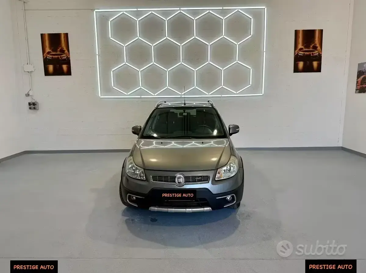 Usata Fiat Sedici 135 CV (99 kW) 2012 SUV