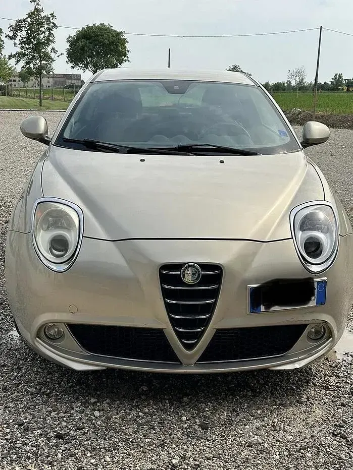 Usata Alfa Romeo MiTo 95 CV (69 kW) 2011 Utilitaria