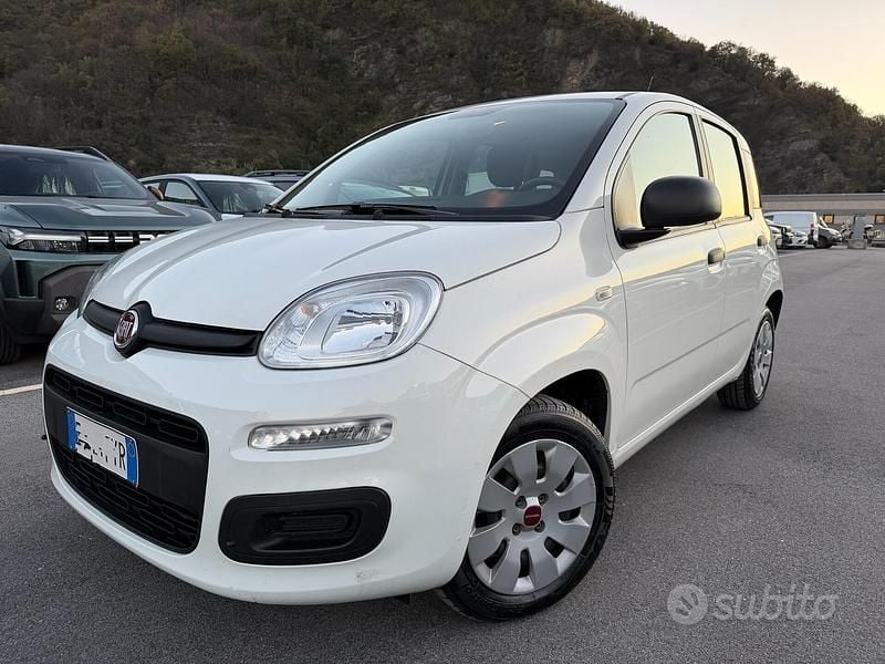 Usata Fiat Panda 69 CV (50 kW) 2019 Bianco Berlina