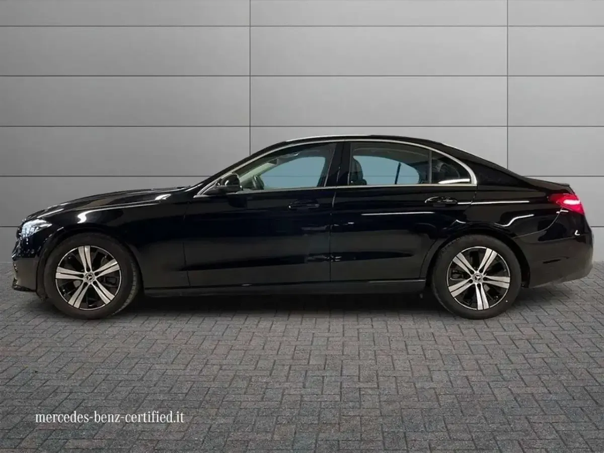 Usata Mercedes C200 Advanced 163 CV (119 kW) 2025 Nero Berlina