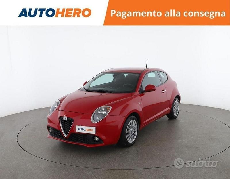 Rosso Usata 2017 Alfa Romeo MiTo Due volumi | 8199 € (Buon prezzo) - Immagine 1/4