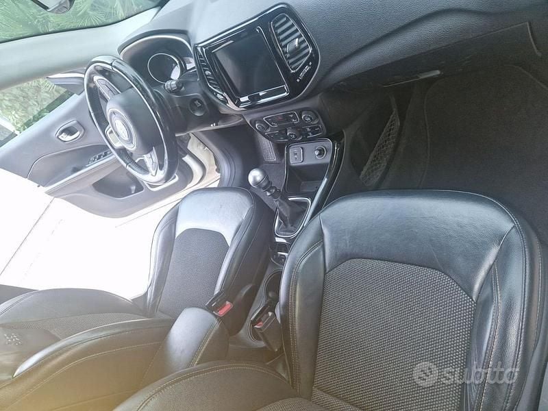 Usata Jeep Compass 120 CV (88 kW) 2018 Bianco SUV