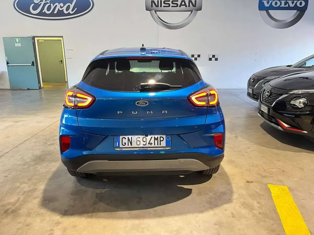 Usata Ford Puma Titanium S 125 CV (91 kW) 2023 Desert island blue SUV