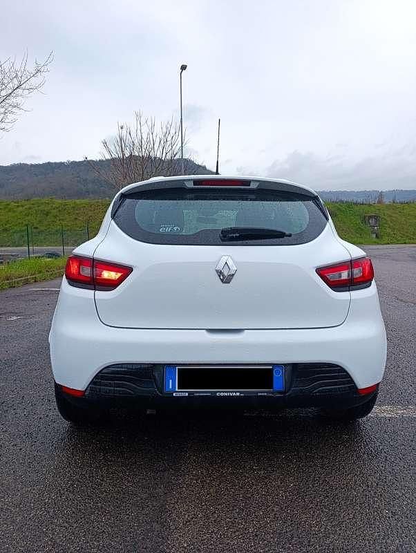 Usata Renault Clio IV 75 CV (55 kW) 2014 Bianco Berlina