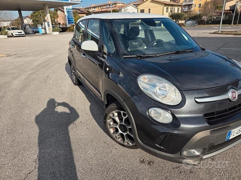 Usata Fiat 500L Trekking 120 CV (88 kW) 2017 Grigio Monovolume
