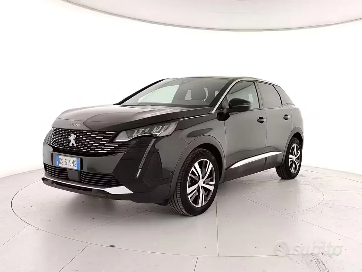 Usata Peugeot 3008 Allure 131 CV (96 kW) 2024 Nero SUV