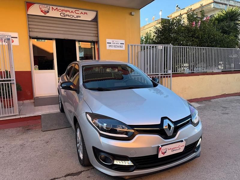 Grigio Usata 2014 Renault Mégane GT Line GT-Line Berlina | 5300 € (Buon prezzo) - Immagine 1/4