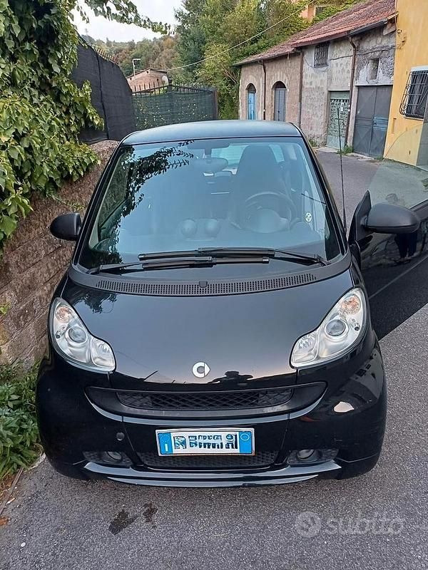 Begagnad Smart ForTwo Coupé 71 HK (52 kW) 2012 Svart Sportkupé