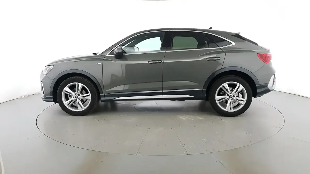 Brugt Audi Q3 Sportback S-Line 150 HK (110 kW) 2025 Grå SUV