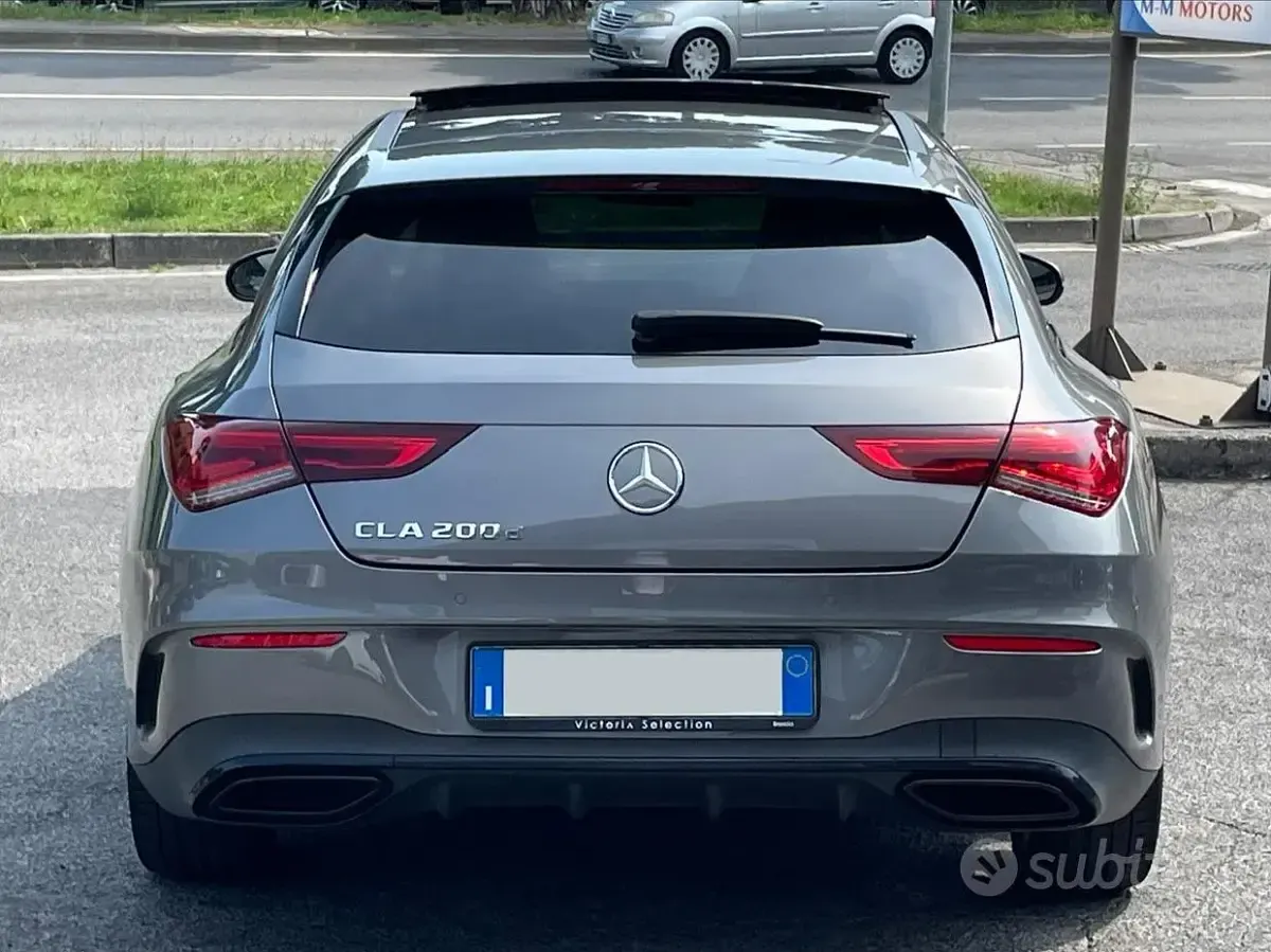Usata Mercedes CLA200 Premium 150 CV (110 kW) 2021 Grigio Coupé