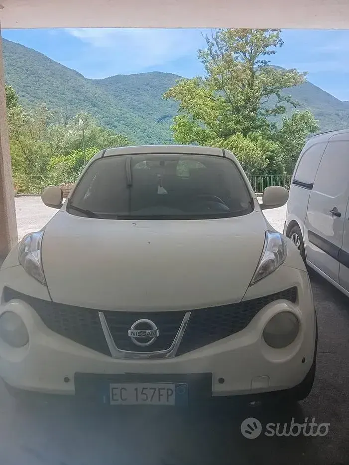 Usata Nissan Juke 110 CV (80 kW) 2011 Bianco SUV
