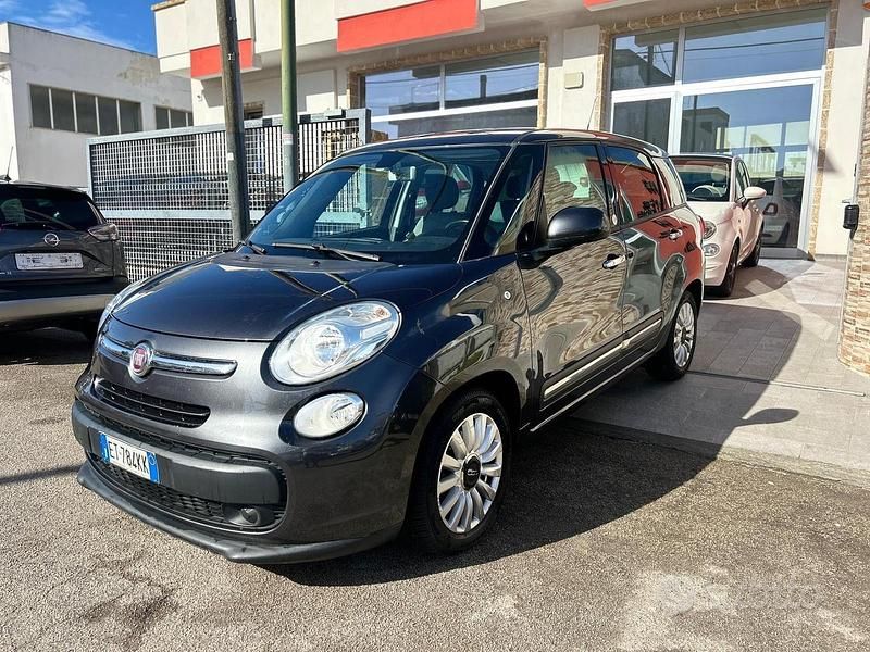 Usata Fiat 500L Living 105 CV (77 kW) 2013 Grigio Monovolume
