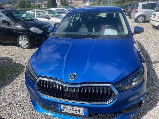Usata Skoda Fabia Ambition 110 CV (80 kW) 2023 Azzurro Utilitaria