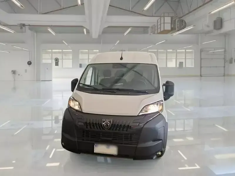 Usata Peugeot Boxer S 120 CV (88 kW) 2024 Bianco Furgone