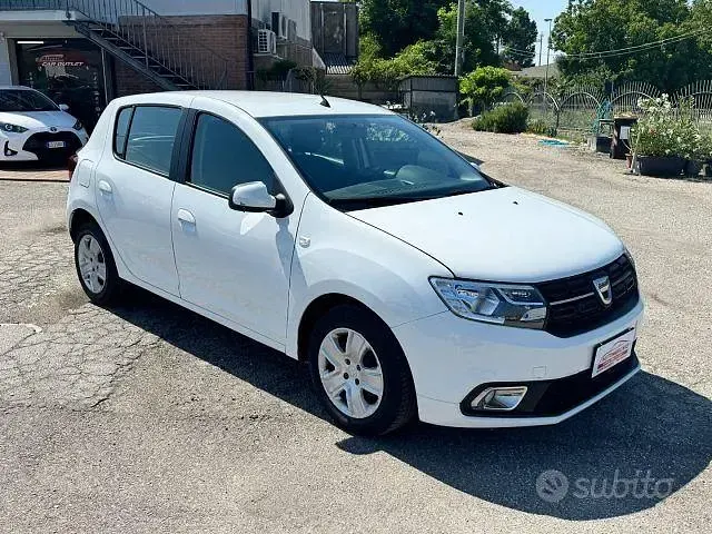 Usata Dacia Sandero Comfort 75 CV (55 kW) 2019 Bianco Berlina