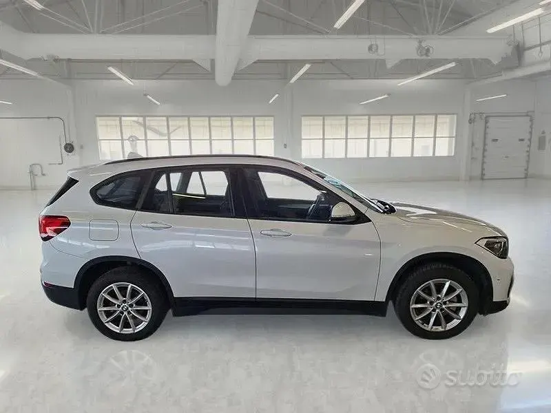 Usata BMW X1 Advantage 115 CV (84 kW) 2022 Bianco SUV