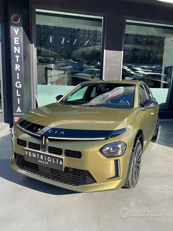 Nuova Lancia Ypsilon 100 CV (73 kW) 2025 Utilitaria