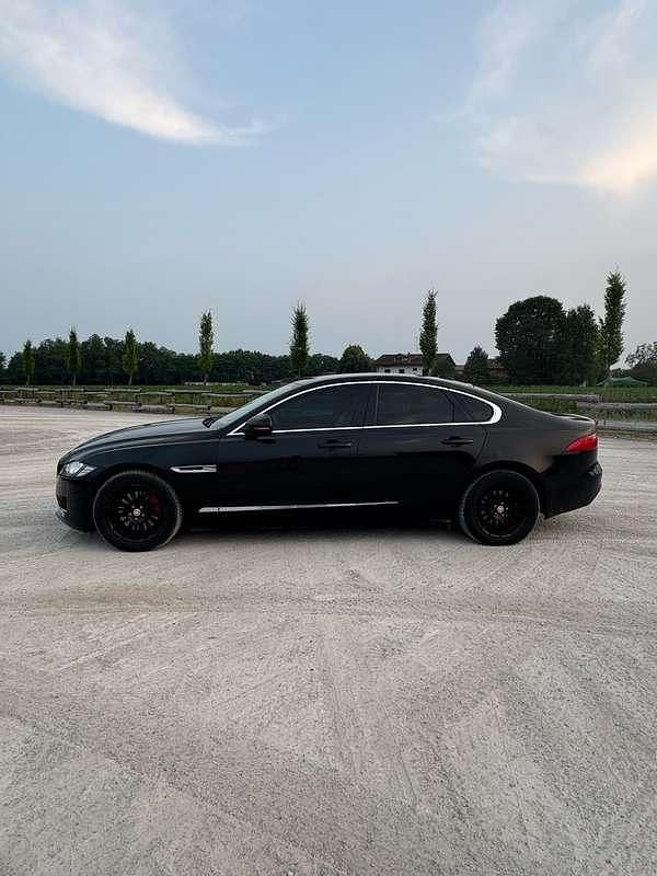Usata Jaguar XF Prestige 163 CV (119 kW) 2018 Berlina