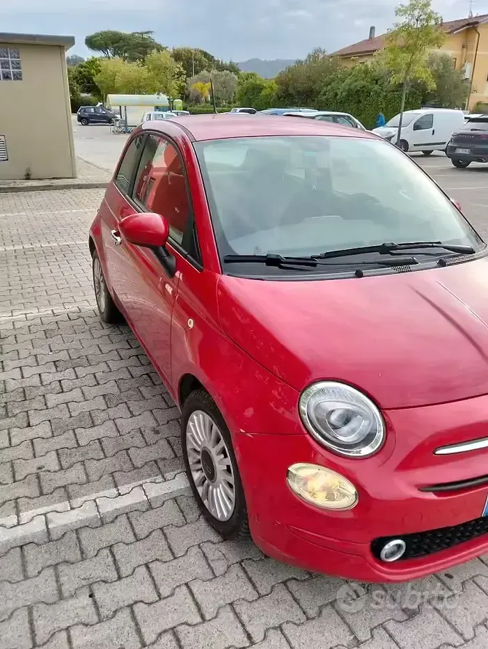 Occasion Fiat 500 Lounge 95 PK (69 kW) 2017 Rood Sedan