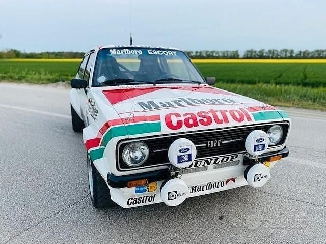 Usata Ford Escort 241 CV (177 kW) 1980 Bianco Berlina