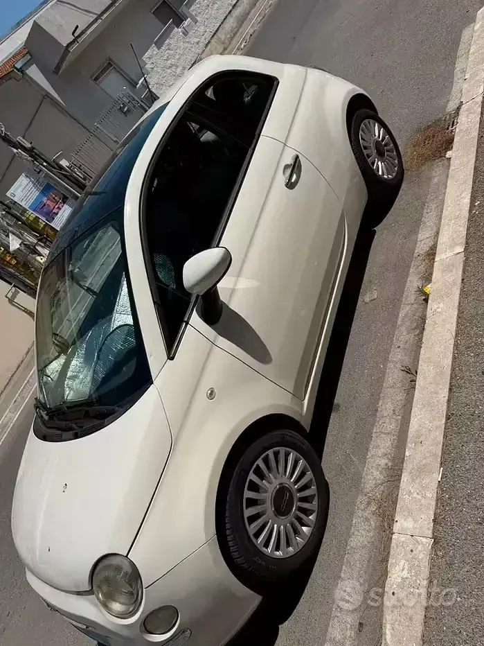 Usata Fiat 500 Lounge 69 CV (50 kW) 2012 Bianco Berlina