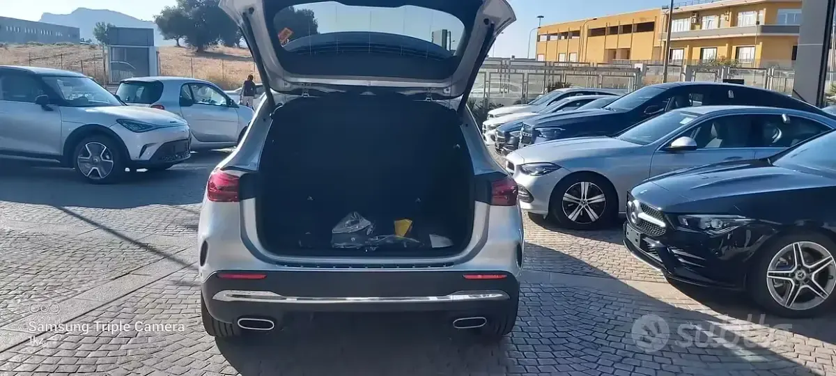 Usata Mercedes GLA200 Executive 150 CV (110 kW) 2023 Grigio SUV
