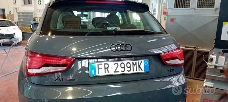 Usata Audi A1 S-Line 116 CV (85 kW) 2018 Grigio Berlina