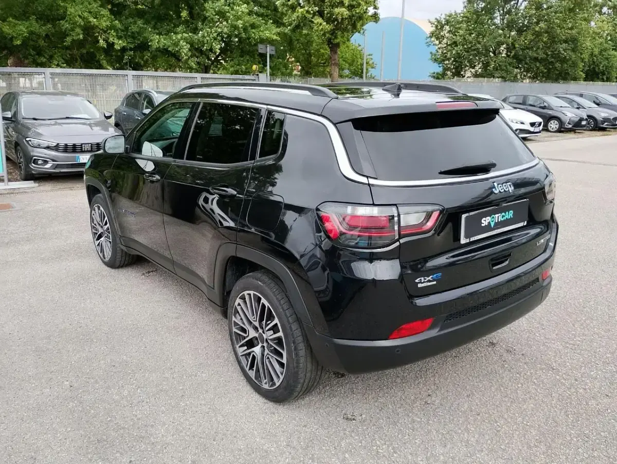 Usata Jeep Compass Limited 131 CV (96 kW) 2021 Nero SUV