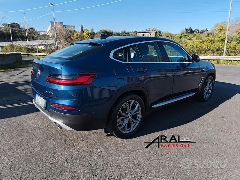 Usata BMW X4 Efficient Dynamics 190 CV (139 kW) 2021 Blu SUV