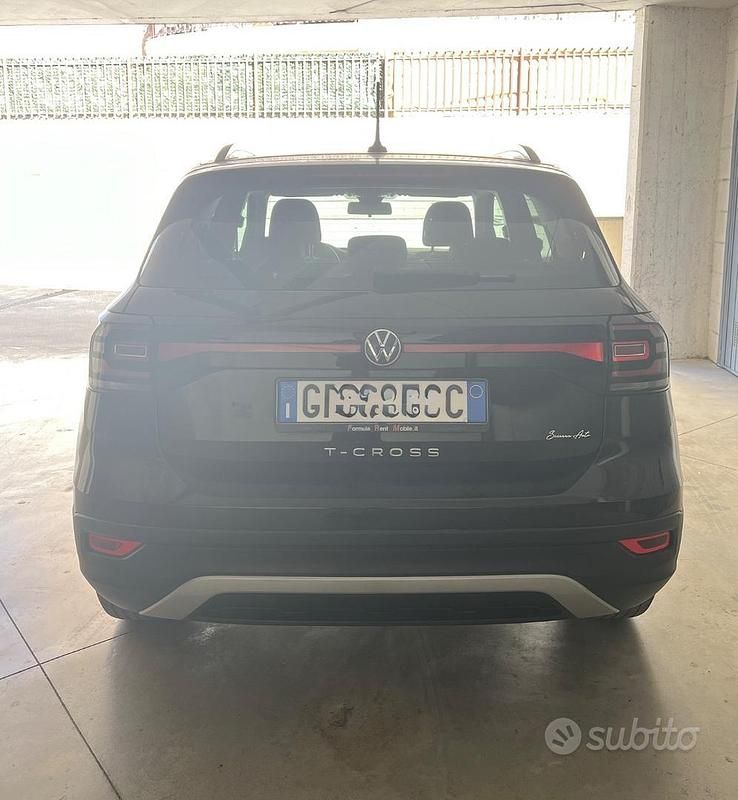 Usata VW T-Cross Advance 110 CV (80 kW) 2021 Nero SUV