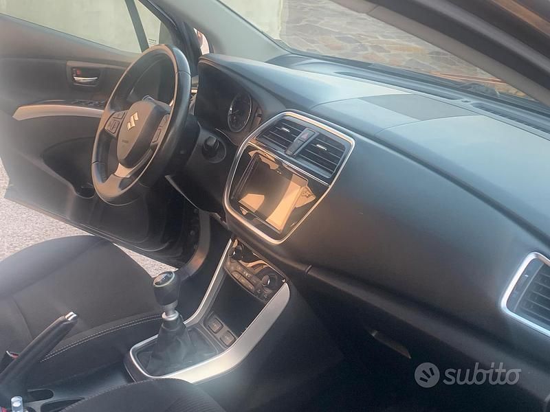 Usata Suzuki SX4 S-Cross 120 CV (88 kW) 2016 Berlina