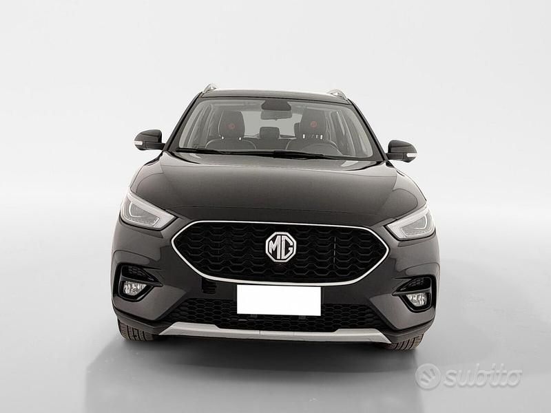 Usata MG ZS Luxury 106 CV (77 kW) 2024 Nero SUV