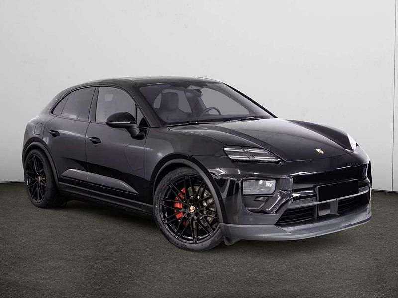 Usata Porsche Macan 380 kW (517 CV) 2025 Nero SUV