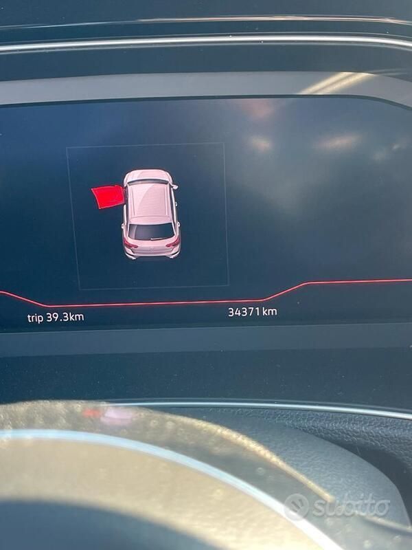 Usata VW T-Roc 150 CV (110 kW) 2020 Grigio SUV