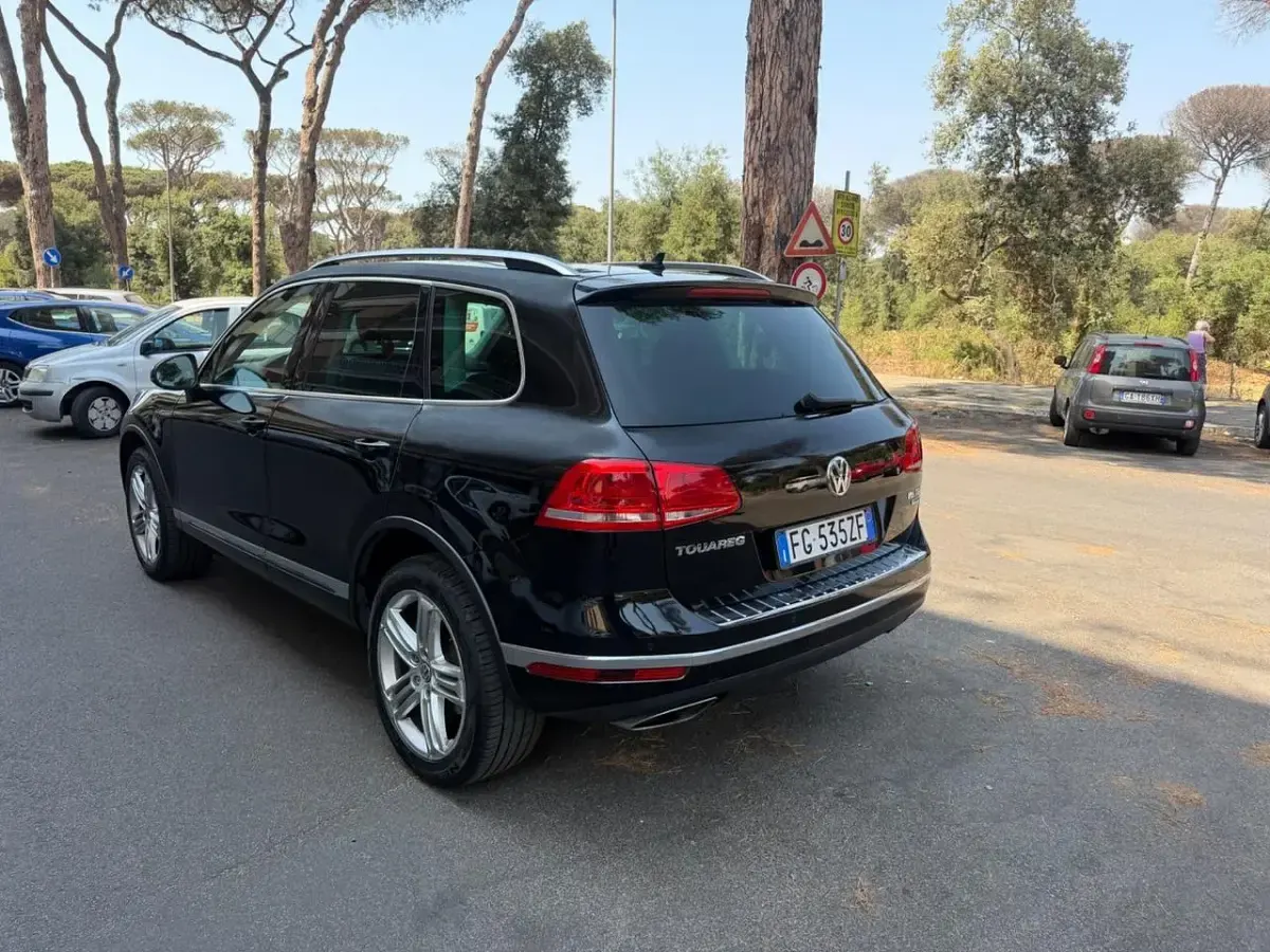 Usata VW Touareg Executive 203 CV (149 kW) 2017 Nero SUV
