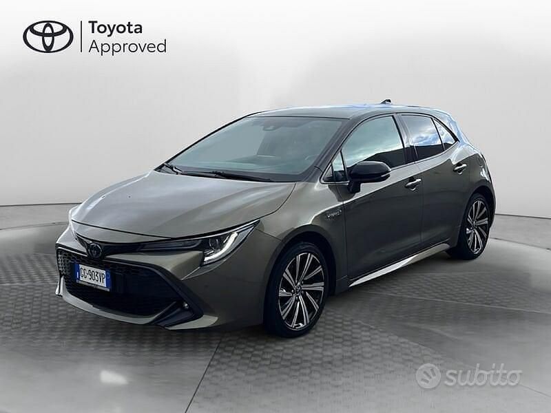 Verde Usata 2021 Toyota Corolla Style Tre volumi | 20.900 € (Buon prezzo) - Immagine 1/3