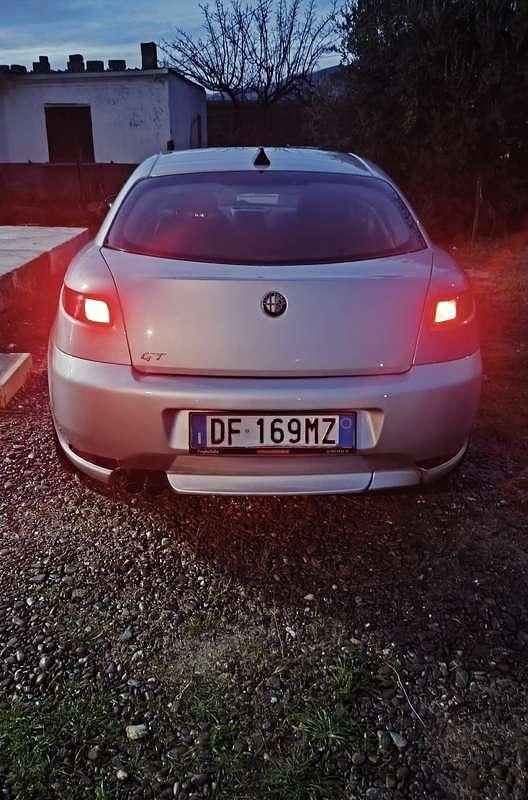 Usata Alfa Romeo GT Progression 150 CV (110 kW) 2007 Coupé