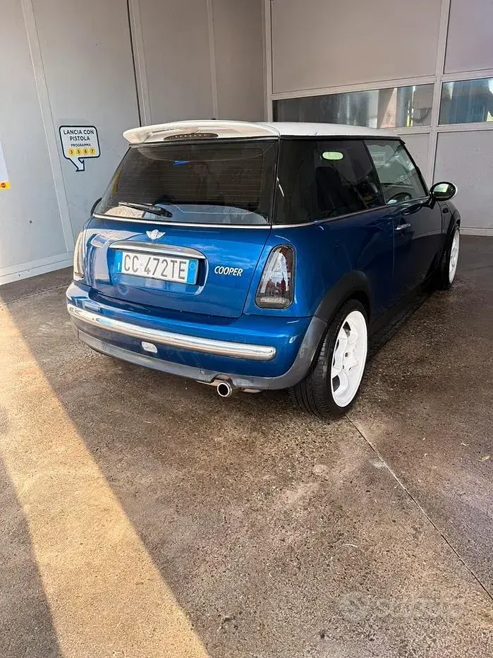 Usata Mini Cooper 116 CV (85 kW) 2003 Bluazzurro Utilitaria