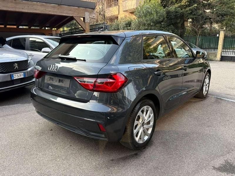 Usata Audi A1 Admired 95 CV (69 kW) 2022 Grigio scuro SUV