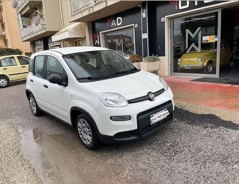 Usata Fiat Panda Cross Cross 69 CV (50 kW) 2023 Bianco Utilitaria