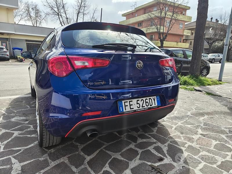 Usata Alfa Romeo Giulietta Super 120 CV (88 kW) 2016 Blu Utilitaria
