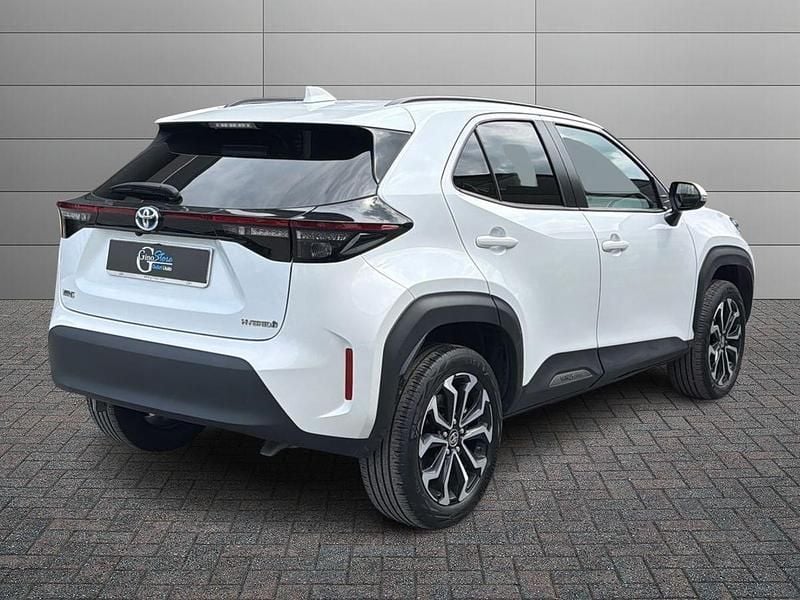 Usata Toyota Yaris Cross Trend 116 CV (85 kW) 2024 Bianco SUV