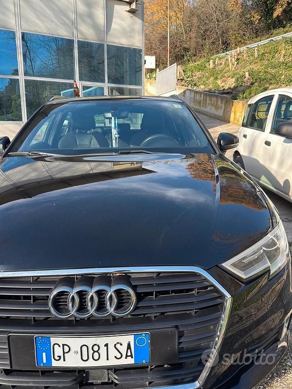 Usata Audi A3 S-Line 116 CV (85 kW) 2018 Nero Berlina